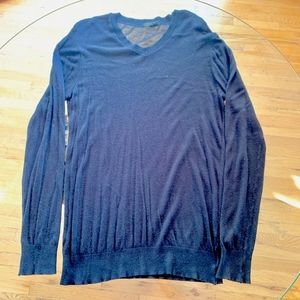 AMERICAN APPAREL VNECK SWEATER